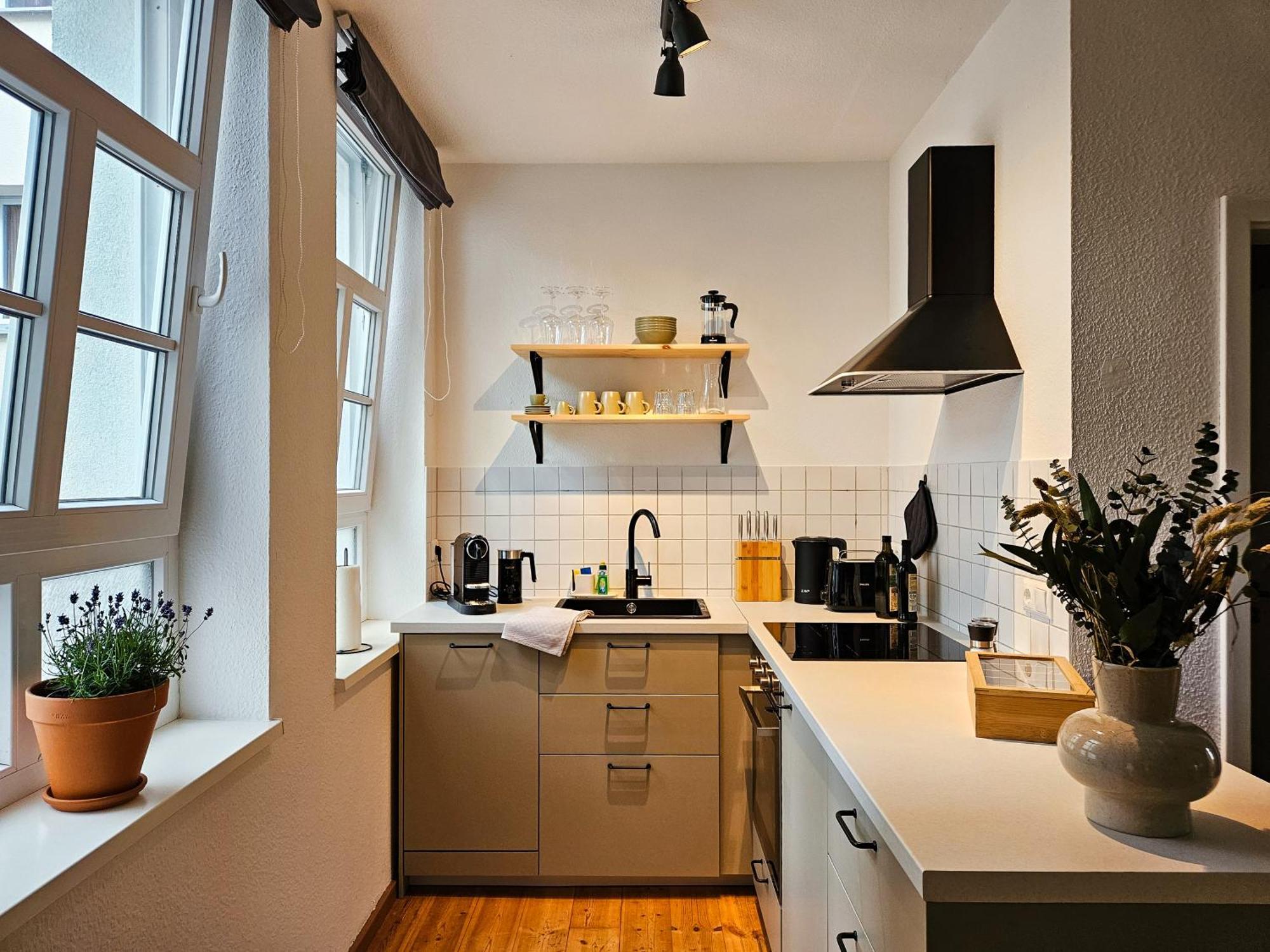 Micasa Rooms - Altstadt Zentral - Zwischen Anger Und Kraemerbruecke - Wlan - Familienfreundlich Erfurt Buitenkant foto